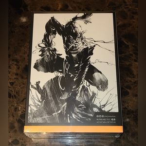 SDCC 2023 DC Multiverse Scarecrow Infinite Frontier Black Light Gold Label